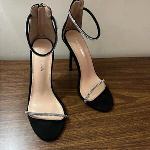 Fashion Nova Effortlessly Chic Heeled Sandals Tiffany 101, Black, Size 6